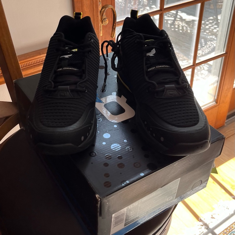 Limelight Black Men's Sneakers